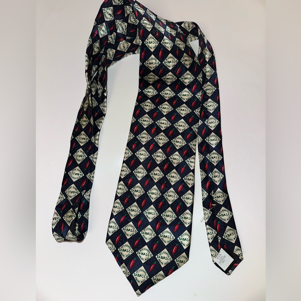 Tabasco Navy and Red Geometric Tie
